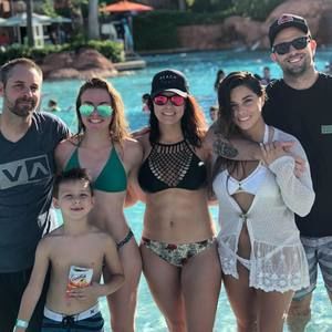 Meet your Posher, Amie